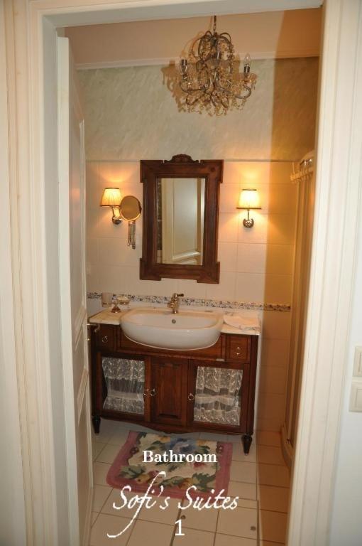Sofi'S Suites Andros Dış mekan fotoğraf