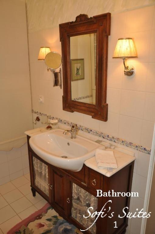 Sofi'S Suites Andros Dış mekan fotoğraf