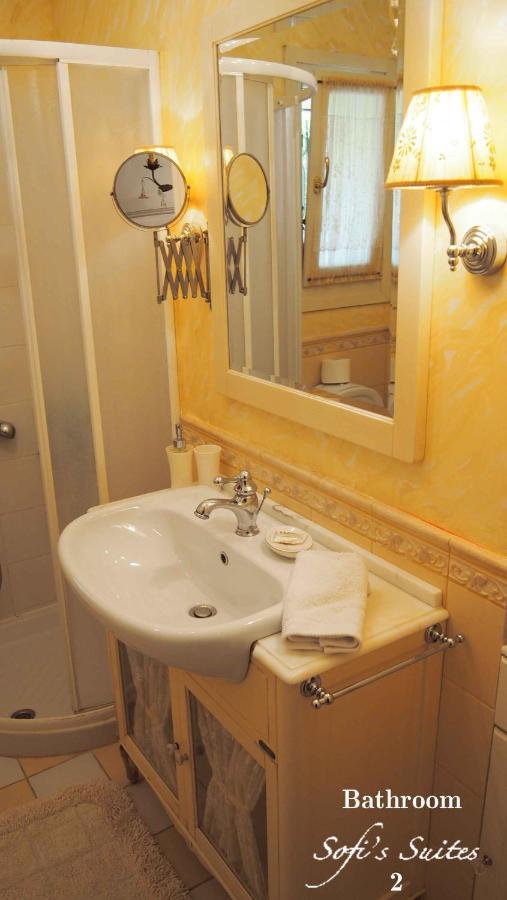 Sofi'S Suites Andros Dış mekan fotoğraf