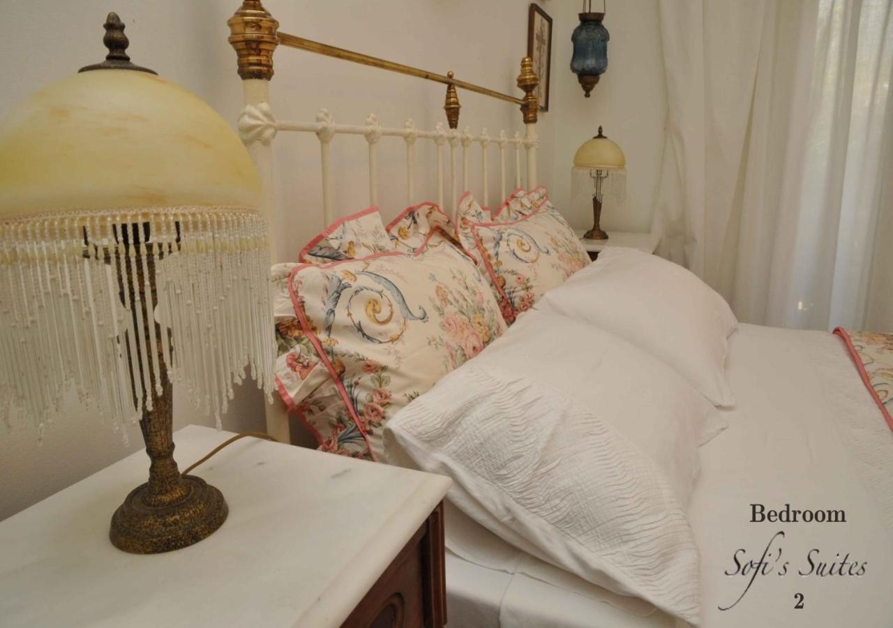 Sofi'S Suites Andros Dış mekan fotoğraf